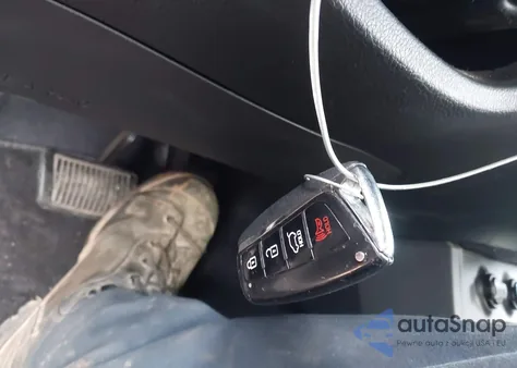 2015 Hyundai Santa Fe Sport 2.0L Turbo z USA, uszkodzony, nr VIN 5XYZW4LA9FG287620